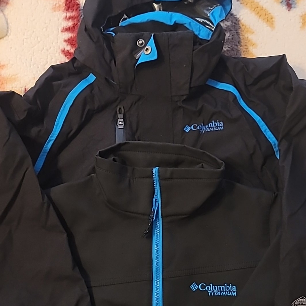 Columbia bugaboo black and blue ski jacket 10/12
